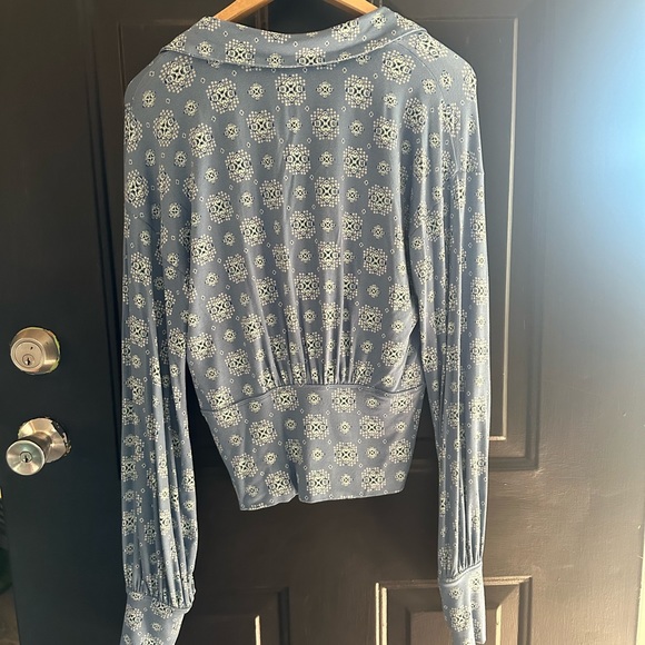 Free People Sydney Top Jersey Knit Long Sleeve Size Medium - Picture 5 of 6
